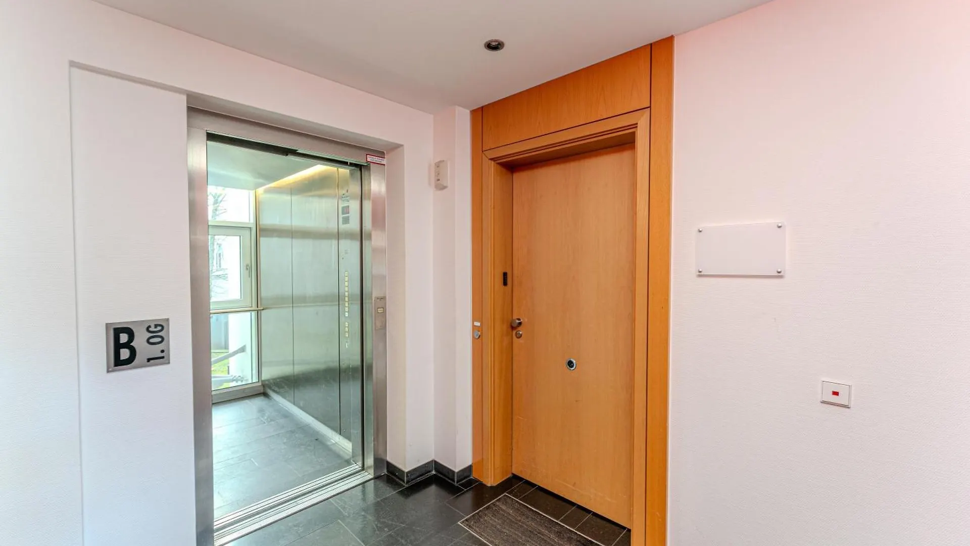 100Sqm Luxury Apt In Prime Location Near Ku'Damm ベルリン ドイツ
